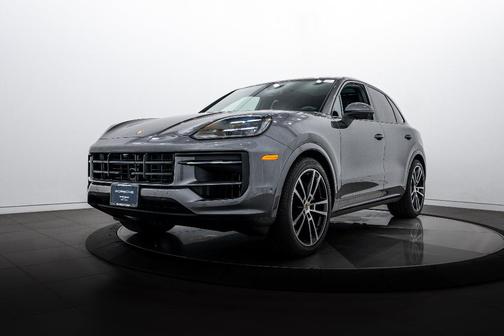 2025 Porsche Cayenne 