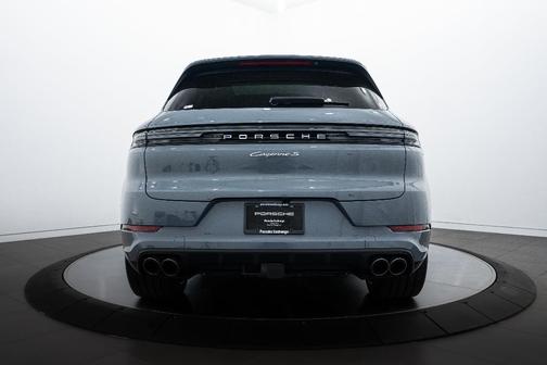2025 Porsche Cayenne S
