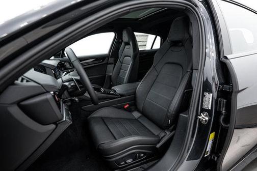 Volcano Grey Metallic 2026 Porsche Panamera 4