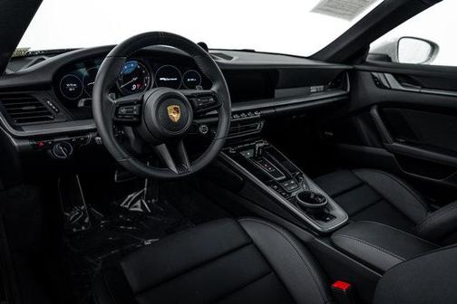 2021 Porsche 911 Carrera