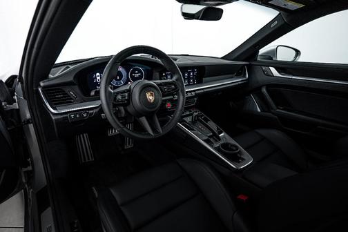 2025 Porsche 911 Carrera S