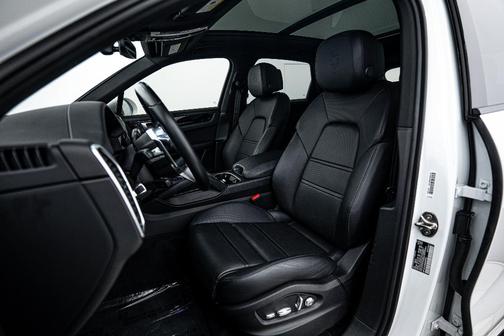 2021 Porsche Cayenne E-Hybrid AWD