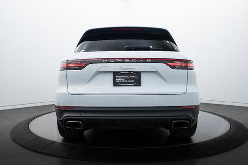 2023 Porsche Cayenne