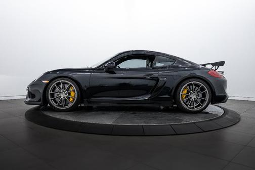 2016 Porsche Cayman GT4