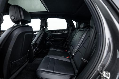 2025 Porsche Cayenne