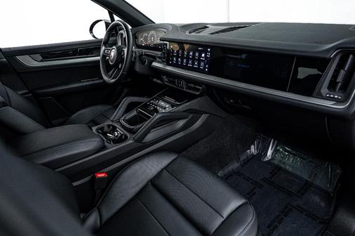2025 Porsche Cayenne