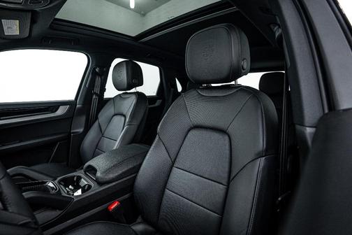2025 Porsche Cayenne