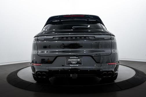 2026 Porsche Cayenne GTS