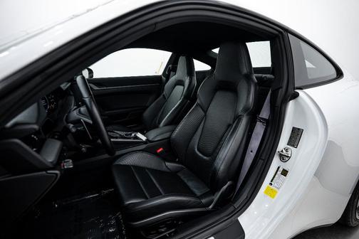2020 Porsche 911 Carrera S