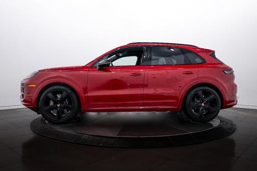 2026 Porsche Cayenne GTS