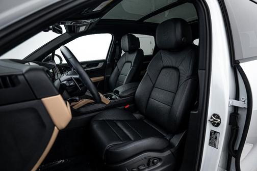 2024 Porsche Cayenne