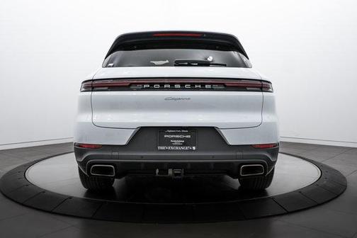2024 Porsche Cayenne 