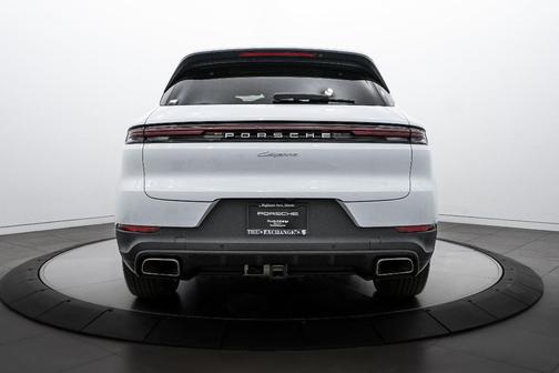 2024 Porsche Cayenne 