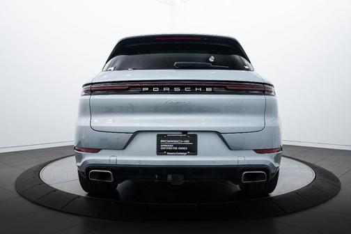 2025 Porsche Cayenne