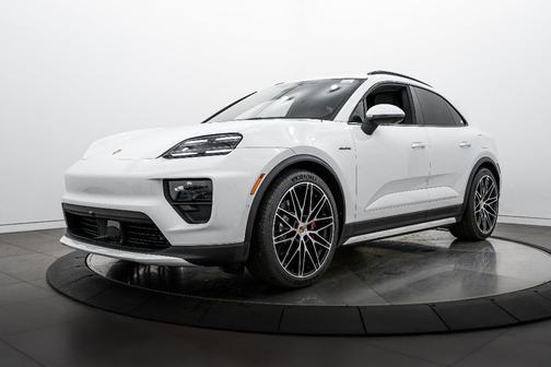 2025 Porsche Macan 4S