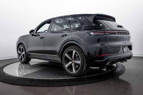 2025 Porsche Cayenne 