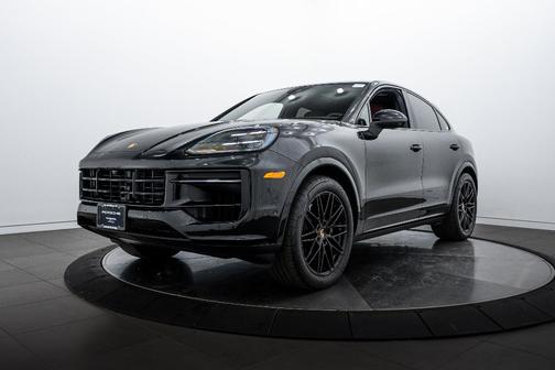 2025 Porsche Cayenne AWD