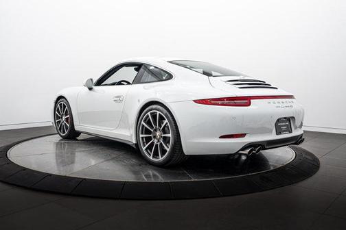 White 2013 Porsche 911 Carrera 4S