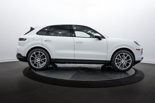 2025 Porsche Cayenne Cayenne