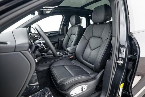 Volcano Grey Metallic 2026 Porsche Macan Base