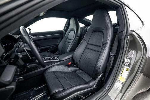2023 Porsche 911 Carrera 4S