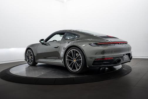 2023 Porsche 911 Carrera 4S