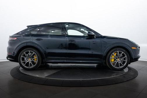 2023 Porsche Cayenne GTS