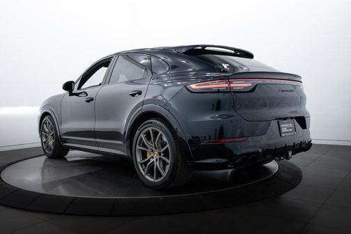 2023 Porsche Cayenne GTS