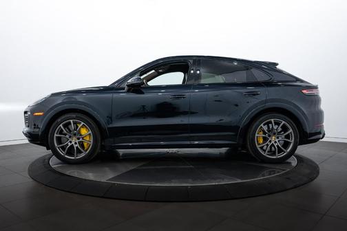 2023 Porsche Cayenne GTS