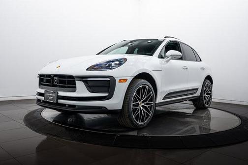 2026 Porsche Macan 
