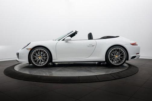 2019 Porsche 911 Carrera 4