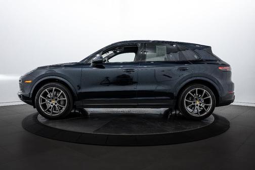 2022 Porsche Cayenne S