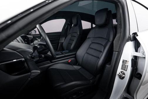 2020 Porsche Taycan Turbo