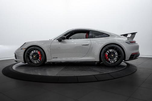 2024 Porsche 911 Carrera GTS