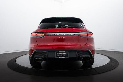 2025 Porsche Macan Macan
