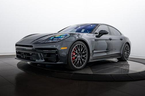2026 Porsche Panamera Turbo