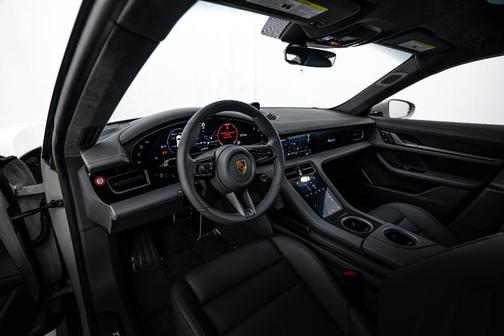2022 Porsche Taycan Turbo S