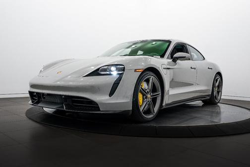 2022 Porsche Taycan Turbo S