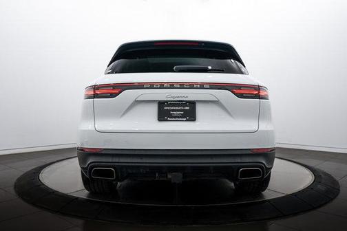 2023 Porsche Cayenne 