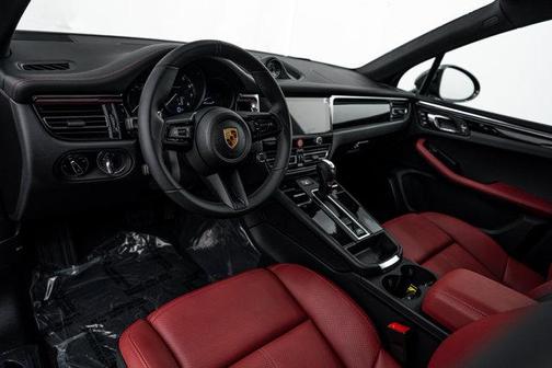 Jet Black Metallic 2026 Porsche Macan T