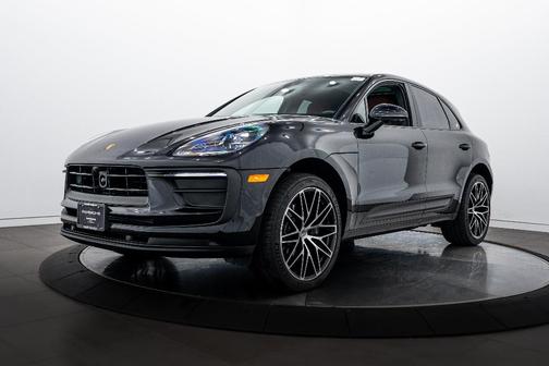 2025 Porsche Macan 