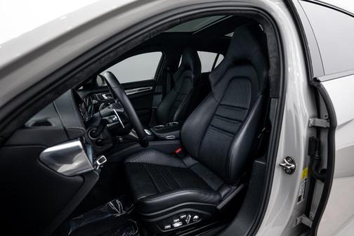 2021 Porsche Panamera Turbo S