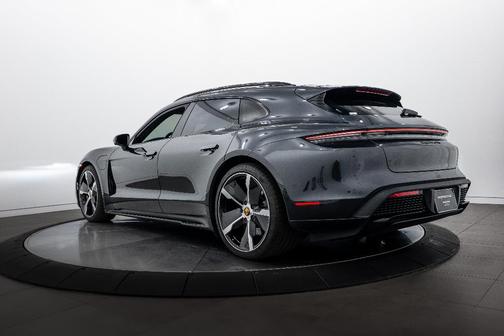 2024 Porsche Taycan GTS