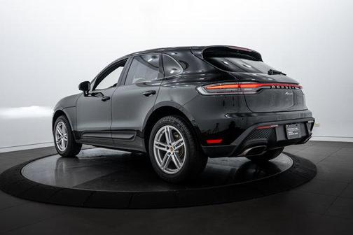 2025 Porsche Macan 