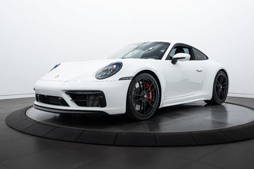 2022 Porsche 911 Carrera GTS