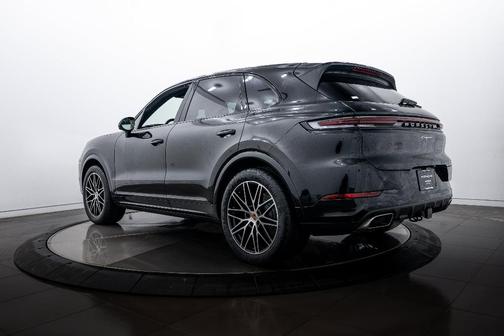 2026 Porsche Cayenne Base