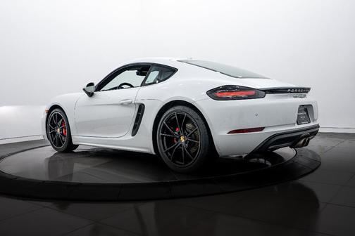 2017 Porsche 718 Cayman S