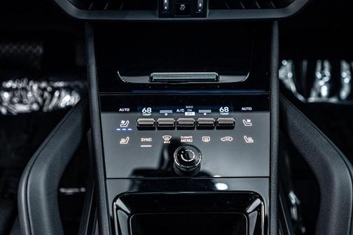 2024 Porsche Cayenne