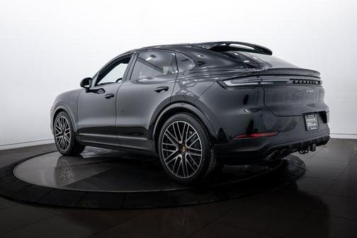 2025 Porsche Cayenne S