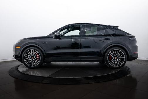 2025 Porsche Cayenne S